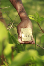 Cargar imagen en el visor de la galería, Sandalwood Soap Bar
