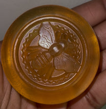 Load image into Gallery viewer, “Queen Bey” Soap Bar
